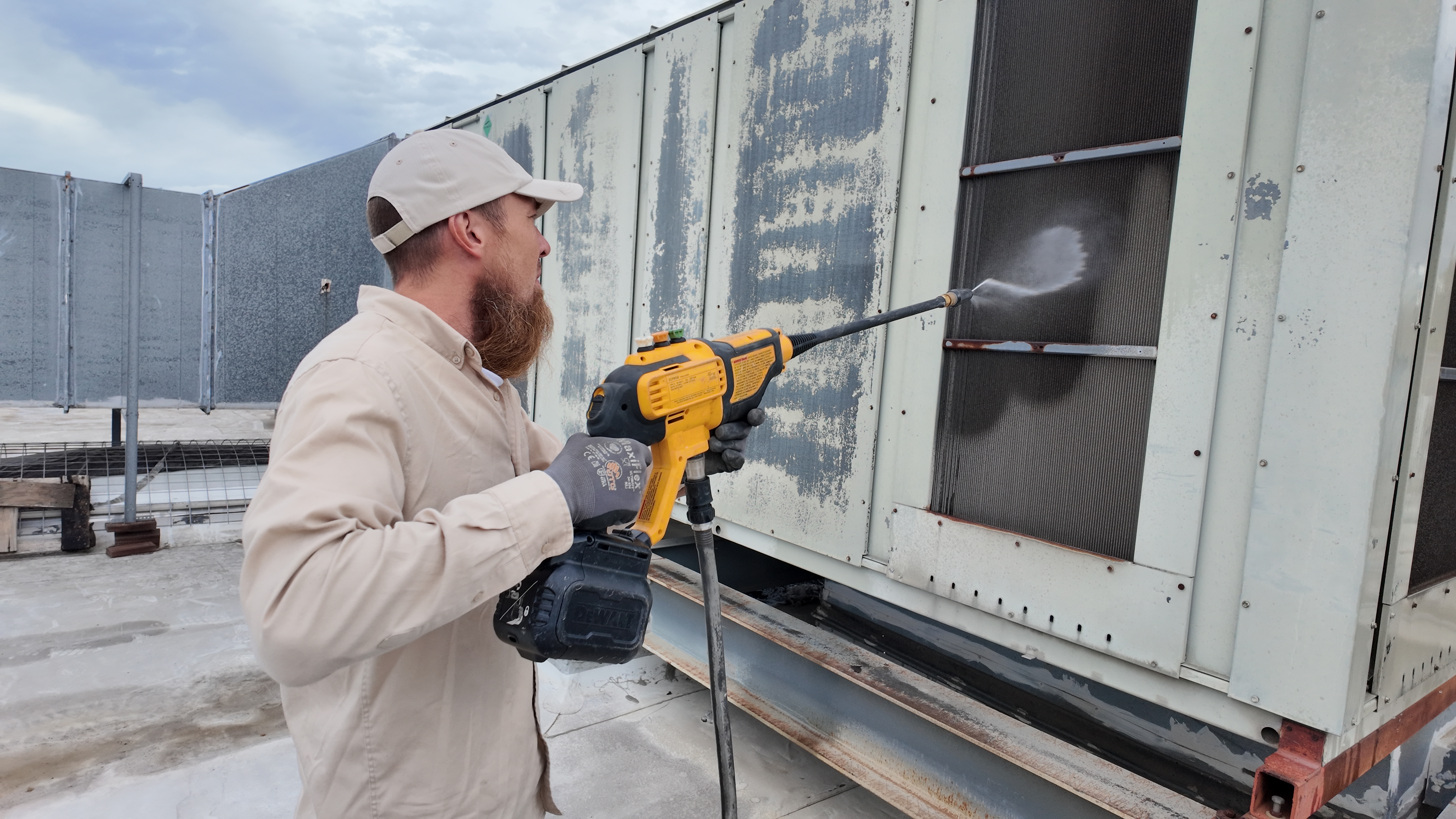 Commercial HVAC equipment installation in Palo Alto