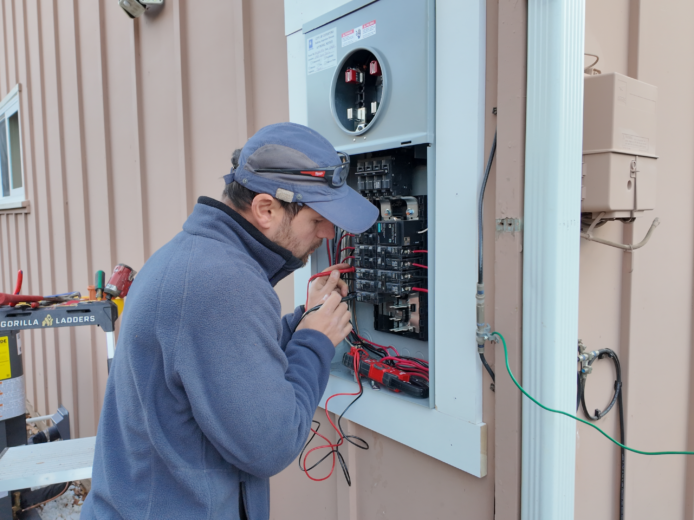 Licensed local electrician in San Mateo