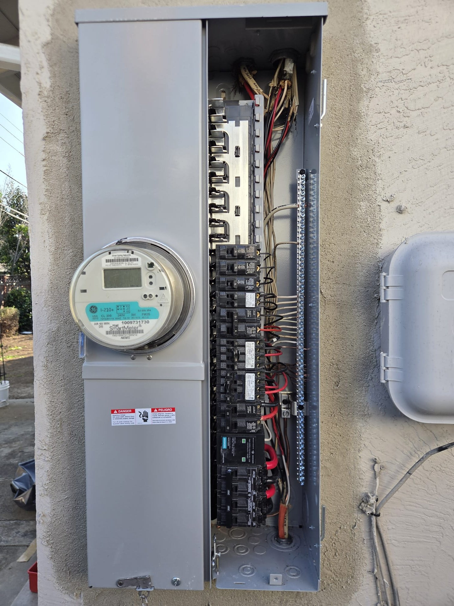 Electrical contractor in San Mateo