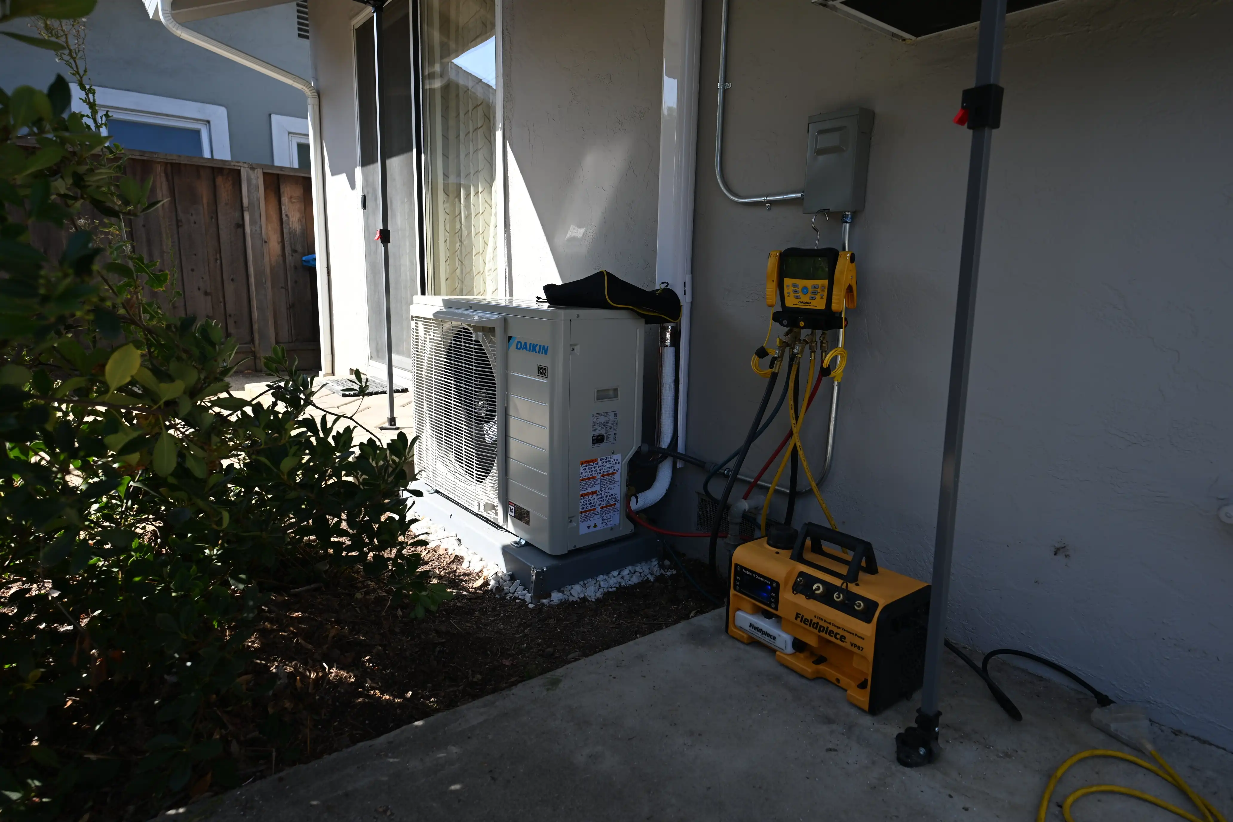 Air conditioning service in Redwood City